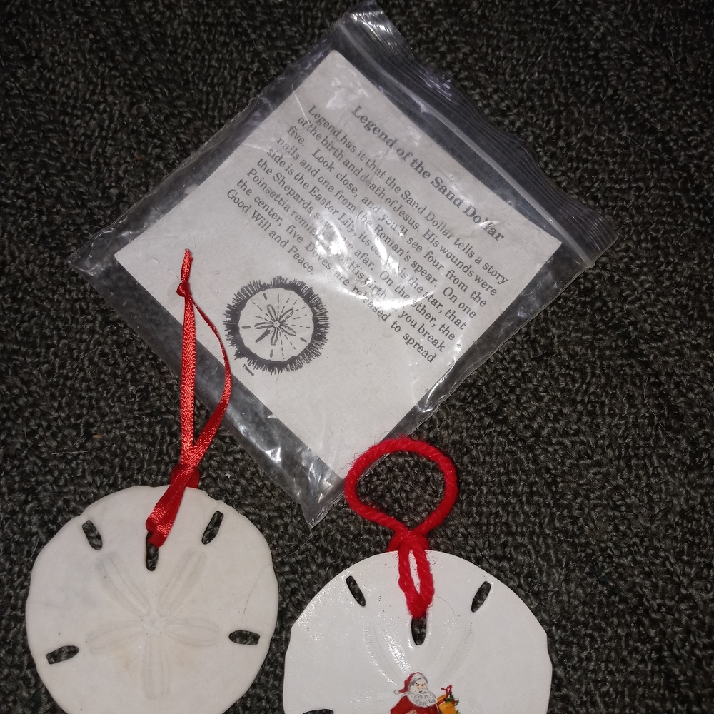 Christmas Ornaments 2 Sand Dollars with Story